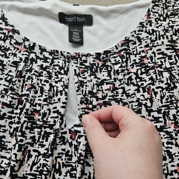 WHBM Abstract Print Sleeveless Shell Blouse, Size Large, EUC (Black, Ecru, Pink) - Picture 3 of 7